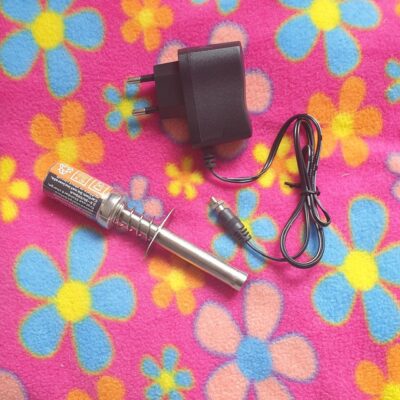 Glow Igniter HSP. Includes 1800 mAh Ni-Cad battery and FREE U.S. mains type charger.